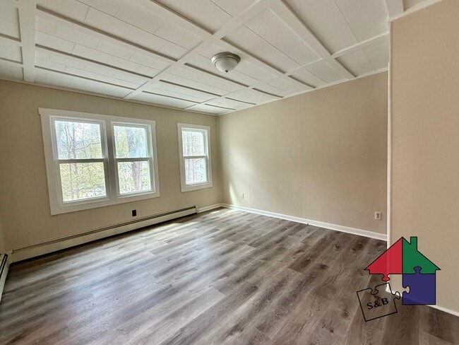 Photo - 150 Fairground Rd Apartment