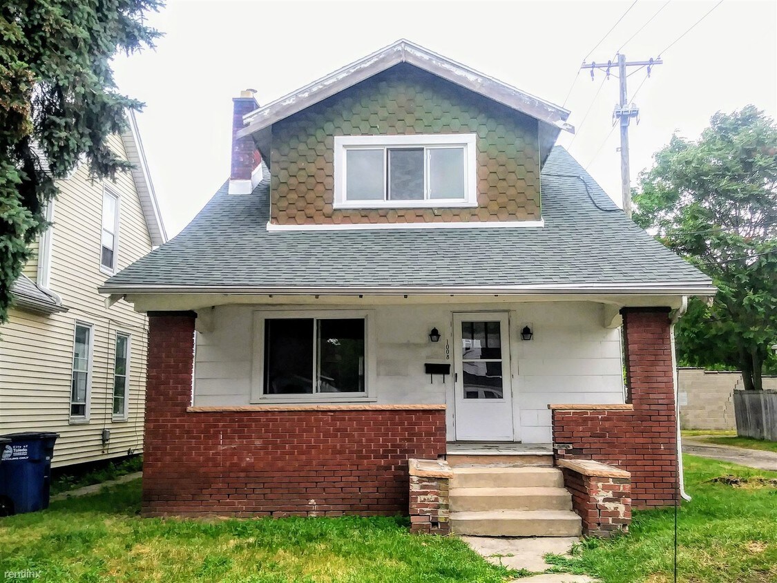 Primary Photo - 4 br, 1.5 bath House - 1008 Curtis Street