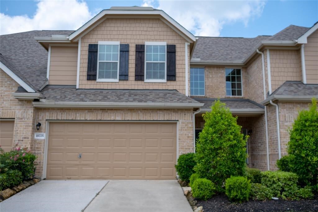 Foto principal - 18725 Cypress Loch Dr