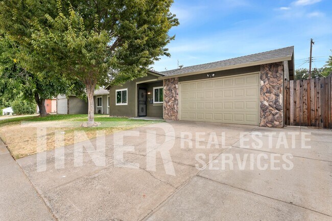 Foto del edificio - 3729 Moonbeam Dr