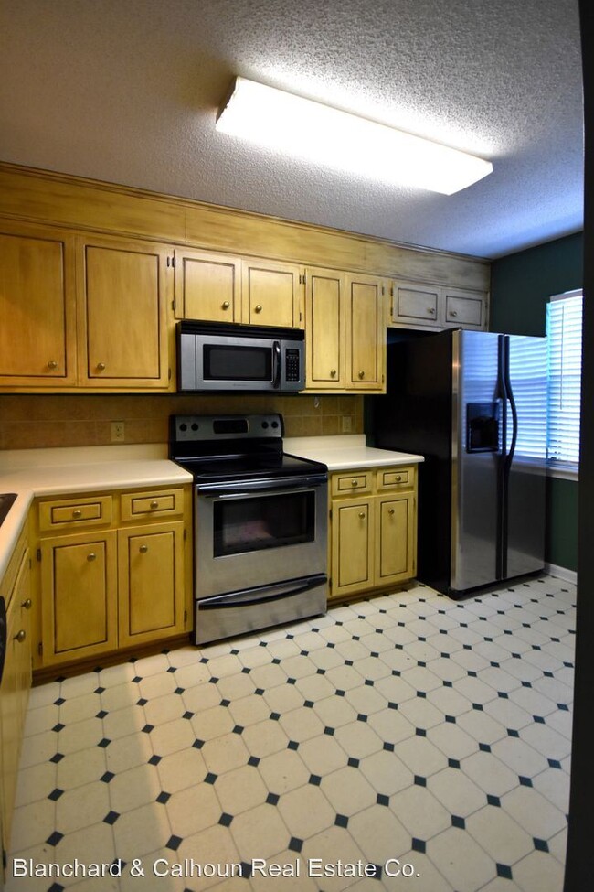 Building Photo - 2 br, 2 bath House - 3 Westshire Place