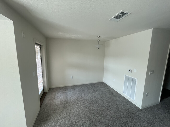 Dining Area or Home Office - Ascent Apartment Homes