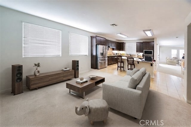 Foto del edificio - 820 E Ruby Lace Way