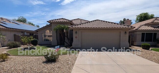 Foto del edificio - 929 N Quail Ln