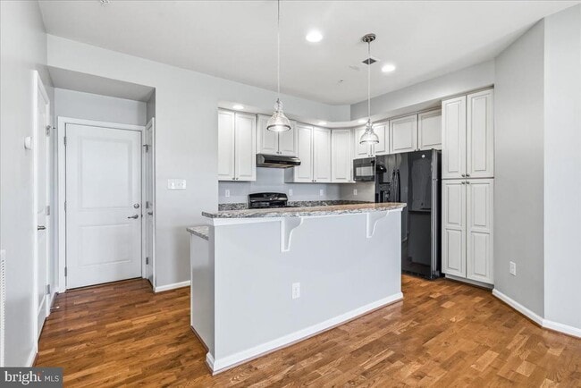 Foto del edificio - 304 Mill Pond Rd