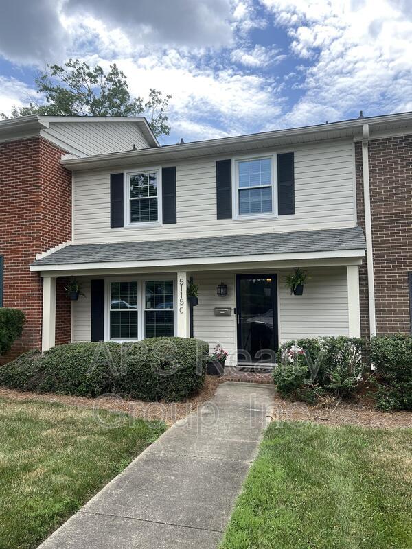 Primary Photo - 5115 Lawndale Dr