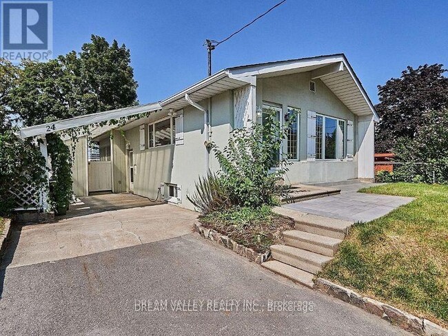 Building Photo - 24 Gable Pl
