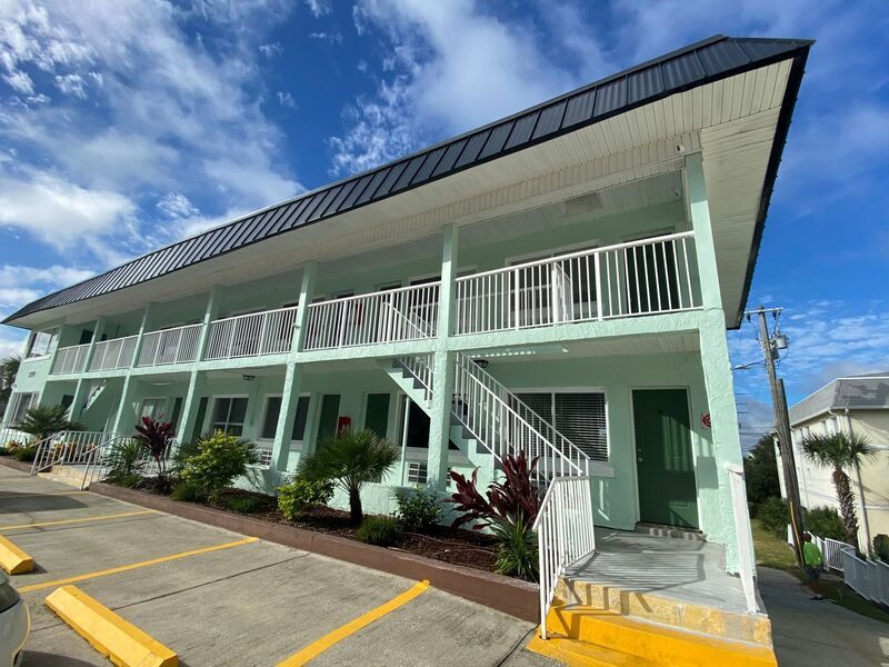 3738 S Atlantic Ave Unit 5, Daytona Beach, FL 32118 Condo for Rent in