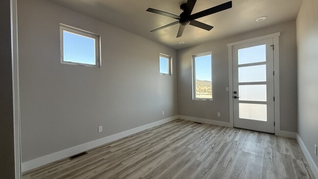 Building Photo - 1433 F St