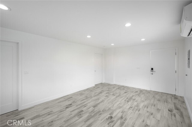 Building Photo - 11148 Plainview Ave