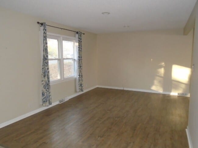 Building Photo - 200 N Delaware Ave