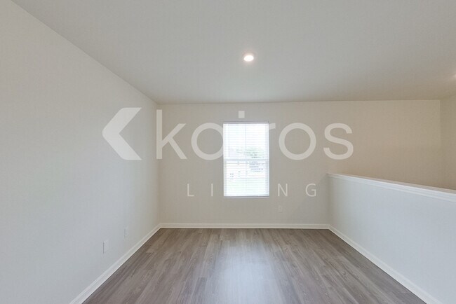 Foto del edificio - 109 Rucksack Ct