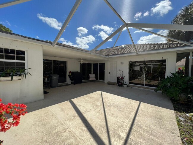 Building Photo - 11102 Myrtle Oak Ct