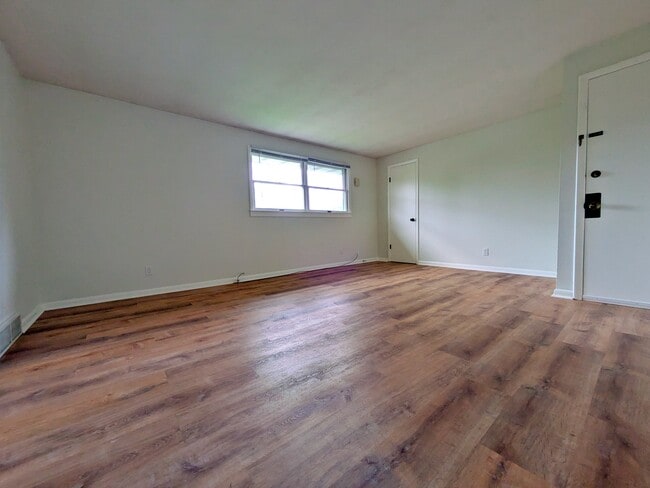 Living room - 1322 Westcott St