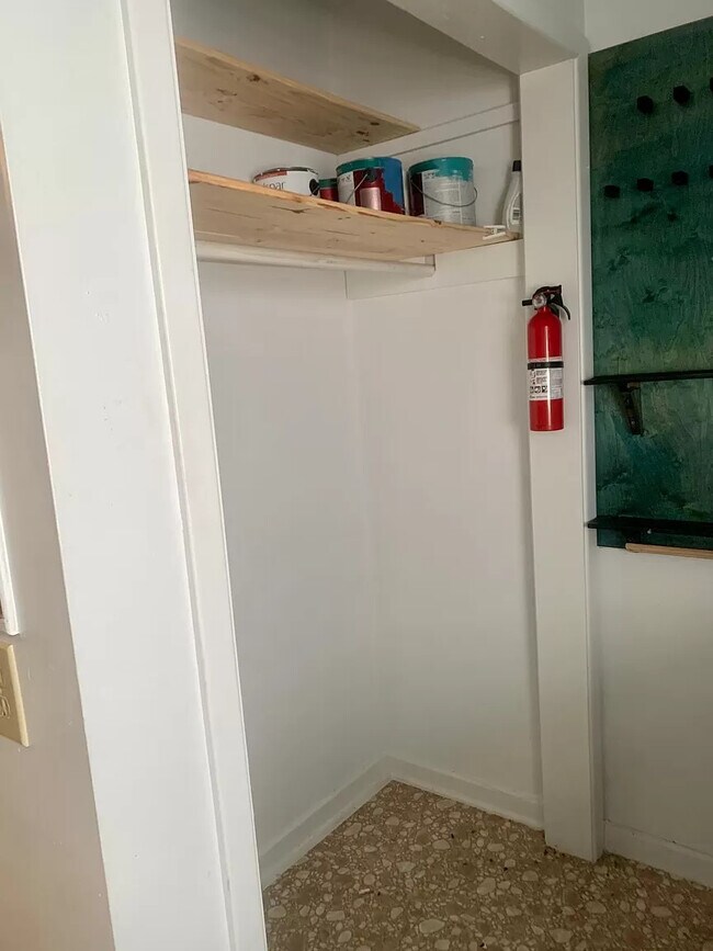 Foto del edificio - 824 E Lime St