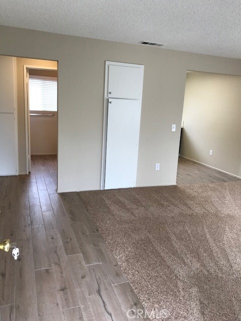 Foto del edificio - 4261 Cedar Dr