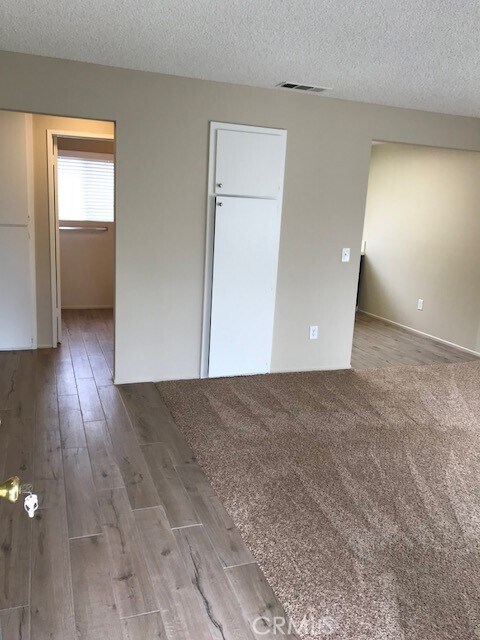 Building Photo - 4261 Cedar Dr