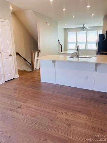 Foto del edificio - 646 Uwharrie River Rd