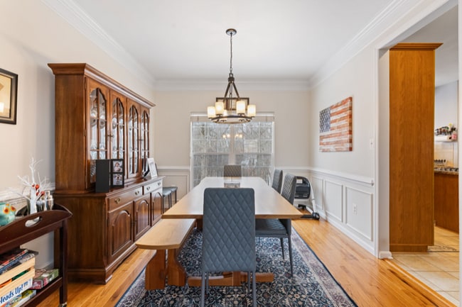 Photo - 2953 Medford Dr House