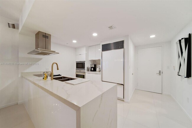 Foto del edificio - 495 Brickell Ave