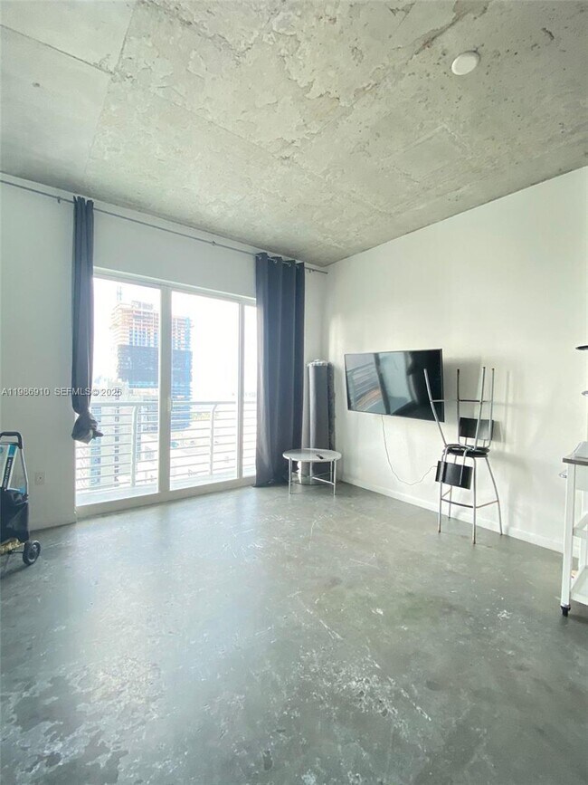 Foto del edificio - 133 NE 2nd Ave