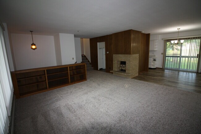 Building Photo - 3015-3017 Todd Dr