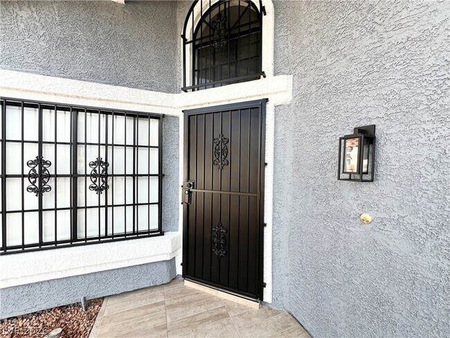 Foto del edificio - 4580 Allenford Dr