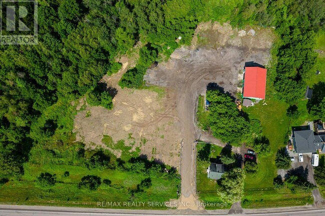 Photo du bâtiment - 2178 Hwy 6