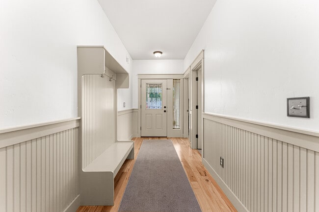 Building Photo - 11116 W Wild Iris St