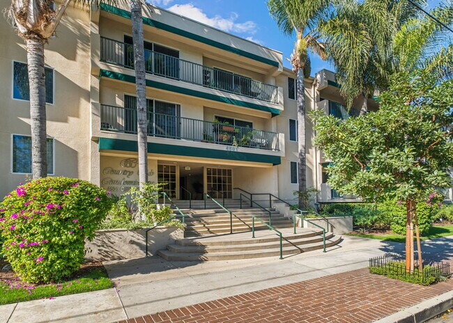 Building Photo - 4501 Cedros Ave
