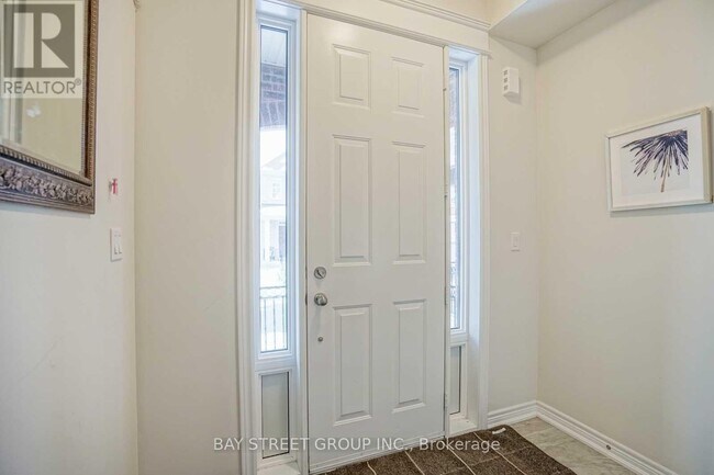 Photo du bâtiment - 24 Plantain Ln