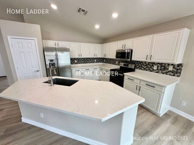 Foto del edificio - 9732 E Kiowa Ave