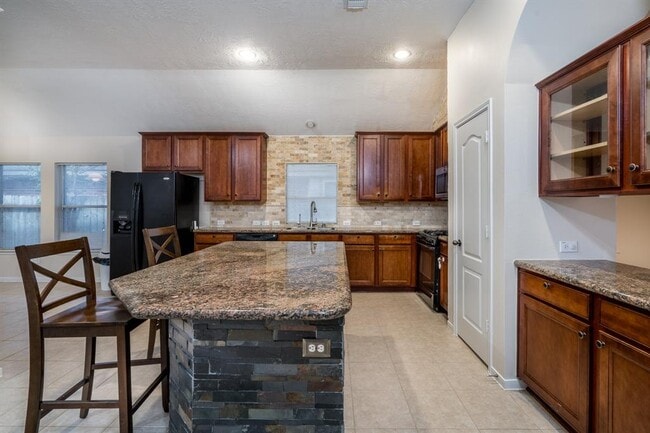 Building Photo - 9503 Tartan Manor St