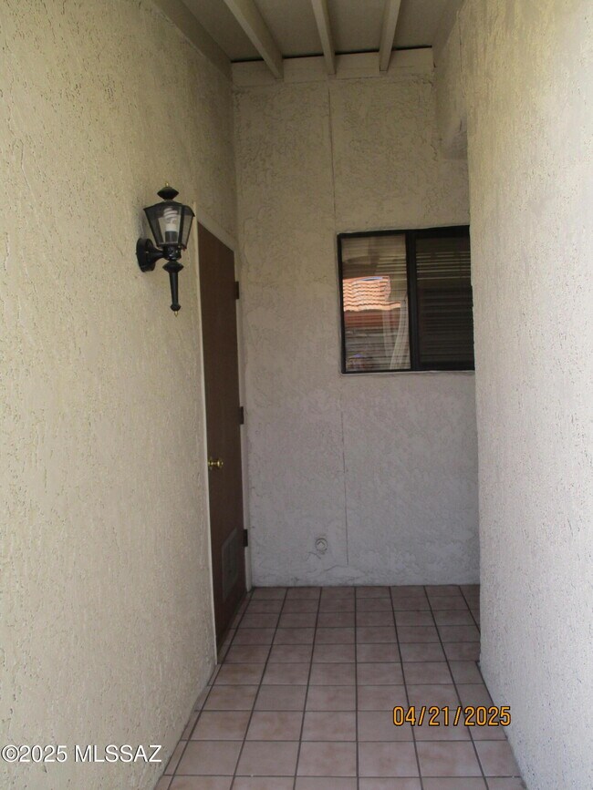 Foto del edificio - 8712 E Terrace Pl
