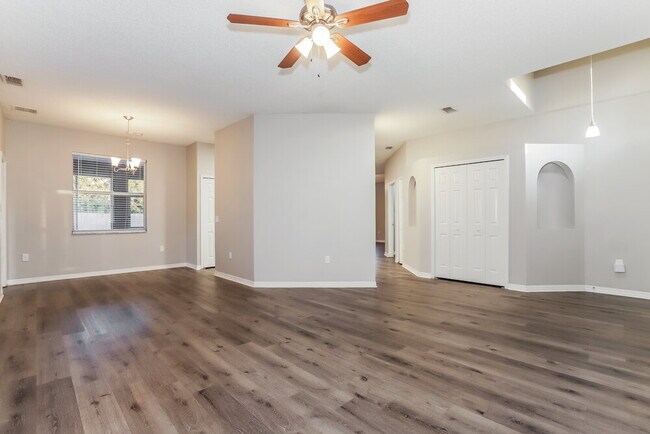 Foto del edificio - 4414 Canopy Ct