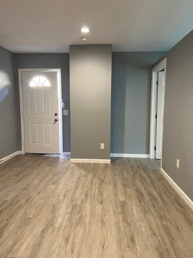 Primary Photo - Modern Studio Adjacent to the Main House f...