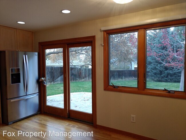 Foto del edificio - 3 br, 2 bath House - 1234 Garfield Avenue