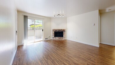 Interior Photo - Hunt Club