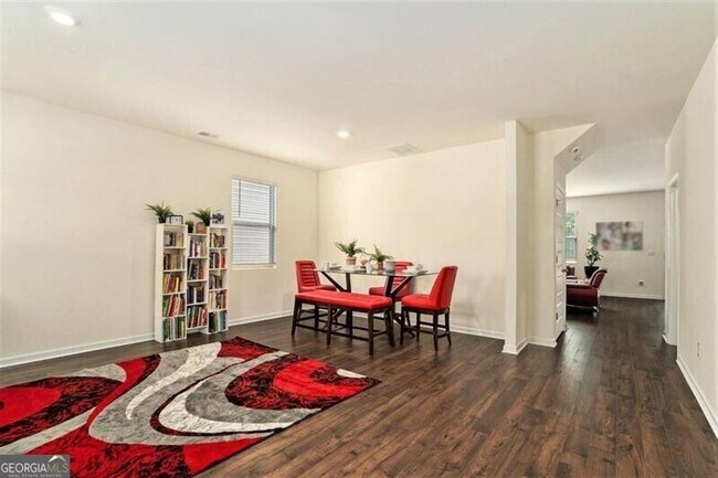 Foto del edificio - 4131 Spencer Ln