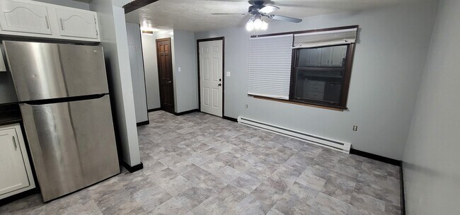 Cocina - Comedor - 237 Ingram Ave