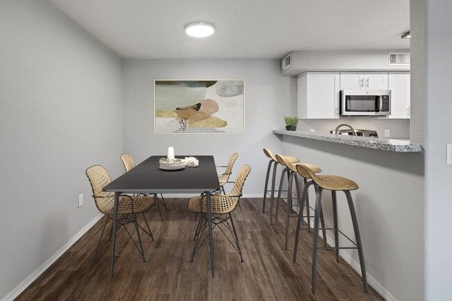 Building Photo - Ridgeline Apartment Homes
