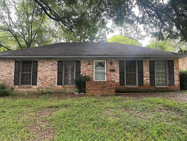 Building Photo - 3120 Durham Dr