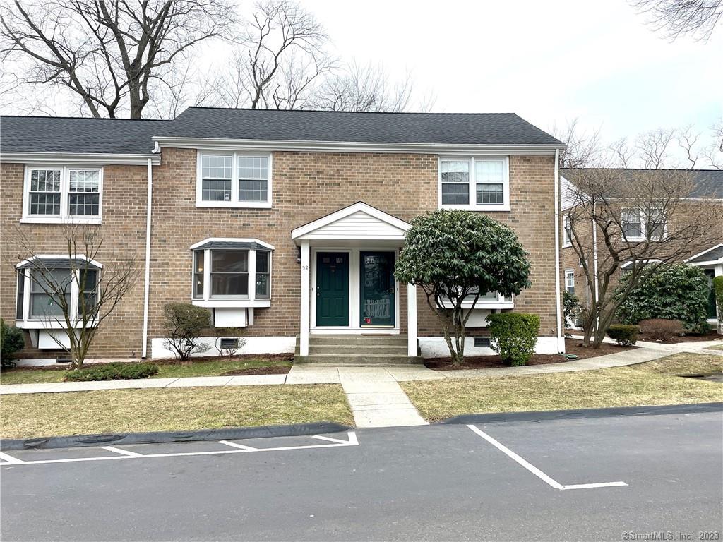 Primary Photo - 245 Sunnyridge Ave