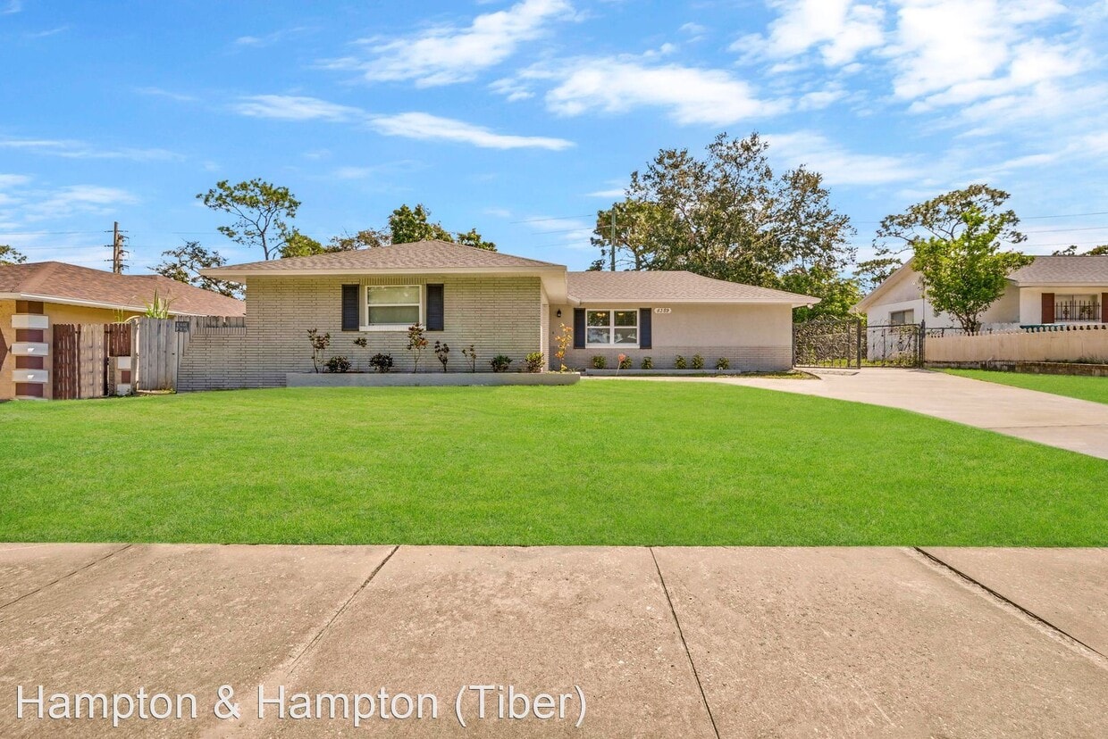 4 br, 2 bath House 4389 SIGNAL HILL ROAD House Rental in Orlando