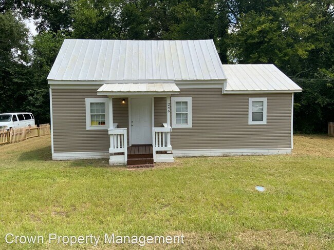 Foto del edificio - 3 br, 1 bath House - 246 Maple St