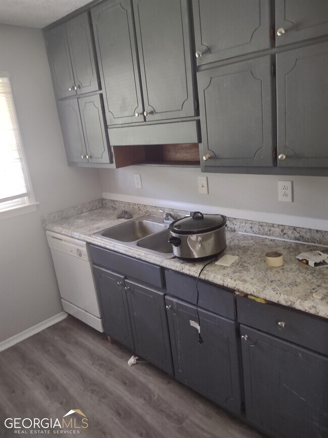 Building Photo - 136 Appleton Blvd