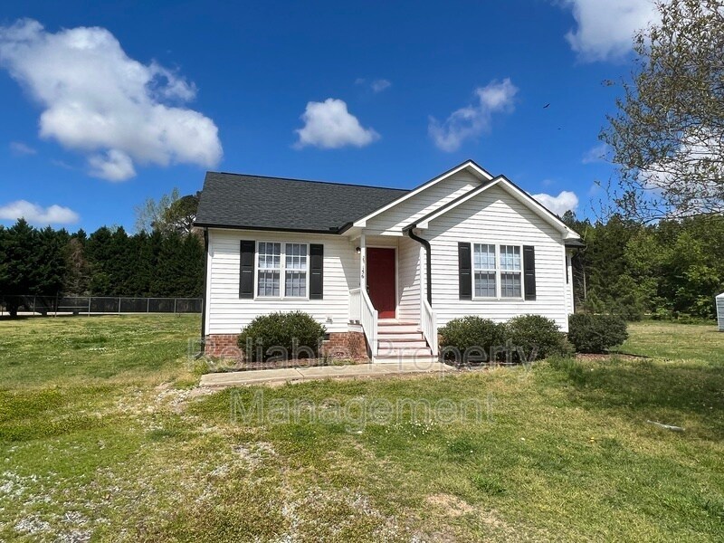 156 Yellow Stone Ln, Smithfield, NC 27577 House Rental in Smithfield