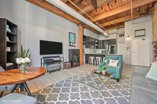 Foto del edificio - 331 S Peoria St