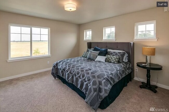 Foto del edificio - 664 Springside Ln