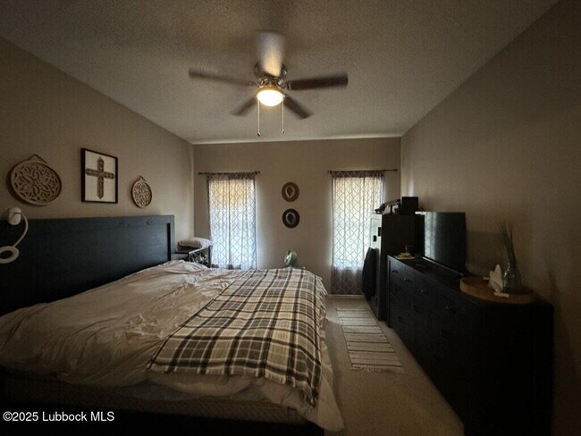 Foto del edificio - 907 11th St